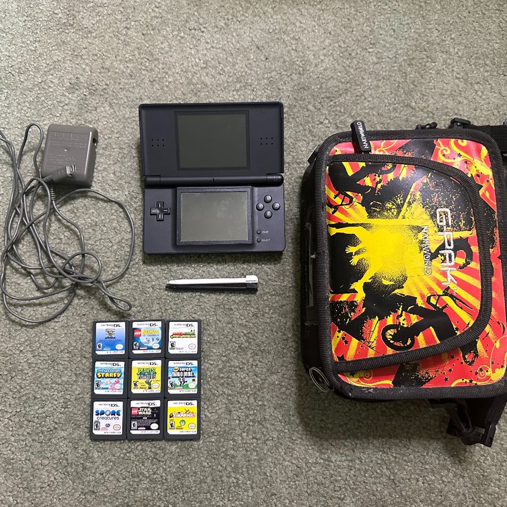 Nintendo DS Lite